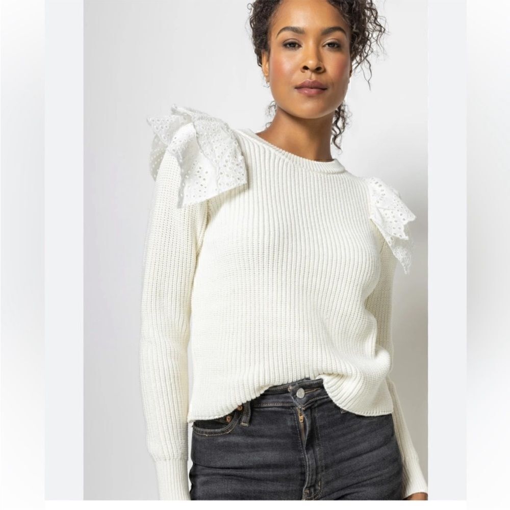 LILLA P Eyelet Ruffle Shoulder Trimmed Crew Neck Ribbed Sweater White Size L